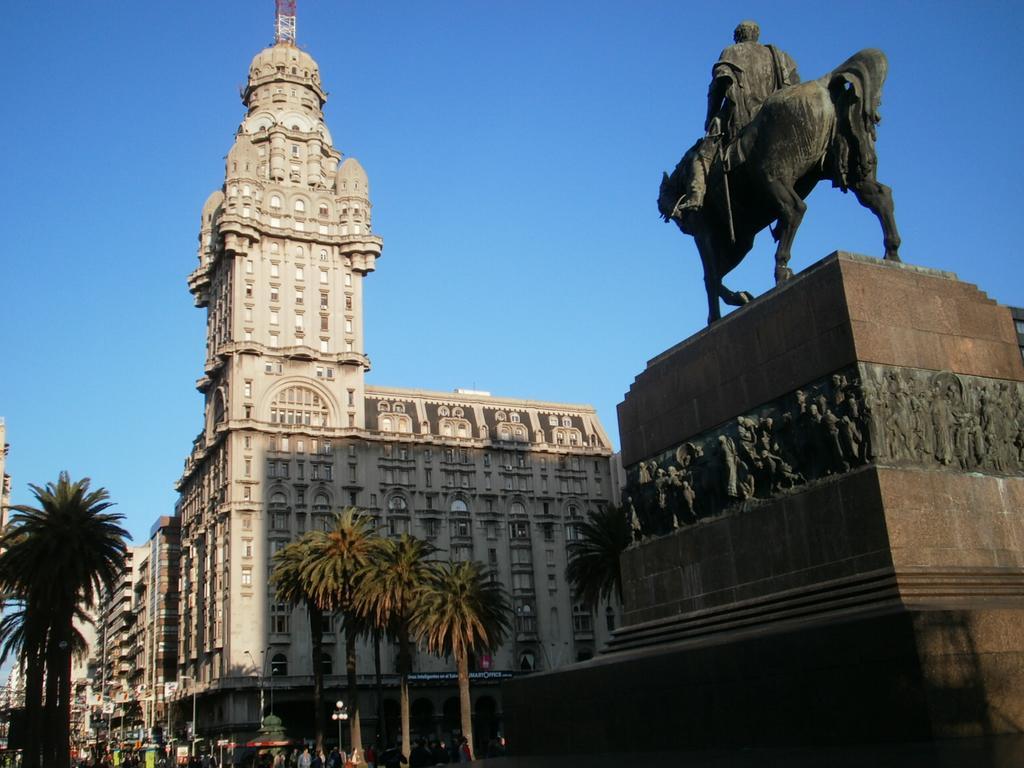 New Arapey Hotel Montevideo Eksteriør bilde
